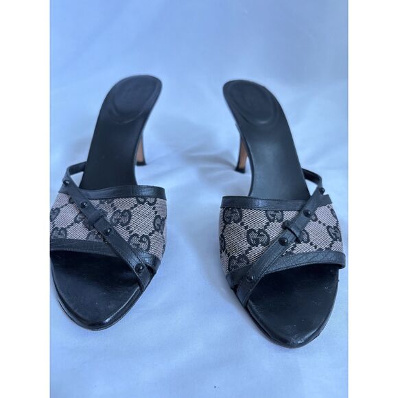 Vintage Authentic Gucci Mules Mid High Heel Canvas Black Leather Monogram 8.5B - Picture 3 of 10